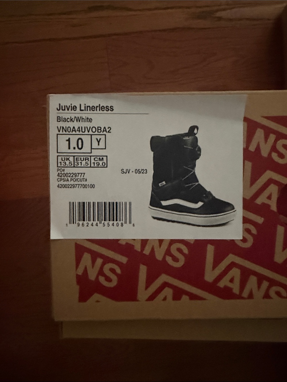 Vans Juvie Snowboard Boots size 1